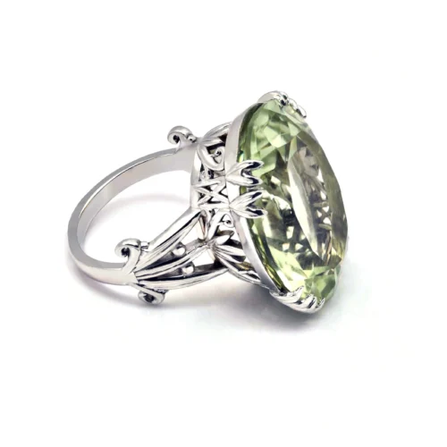 Inel din Aur cu Topaz Verde