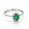 Inel din Aur Alb cu Smarald Natural Oval și Diamante - Diamond Stone IL262